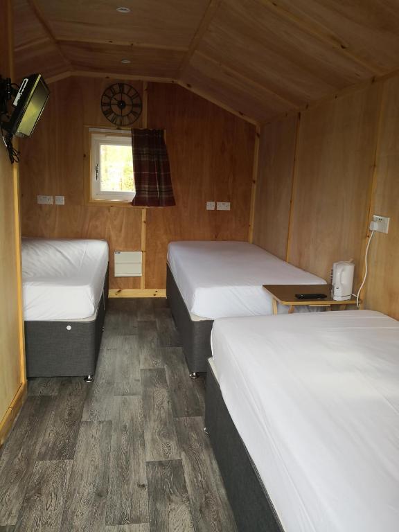 Skye Lodges room 3